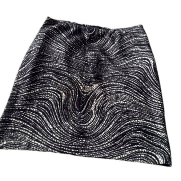 Studio Point A Line Pencil Skirt Black and White Swirl Stretch Midi Skirt - Picture 1 of 5